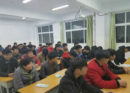 8~7T7@)FR6_ZZ2CK3%0YX(H_副本.jpg